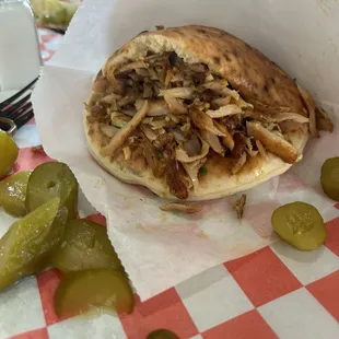 Chicken shawarma pita