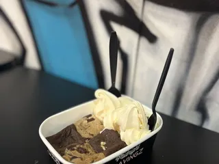 Midnight Cravingz