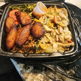 Garlic chicken, maduros