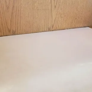 No table fixings, virus times.