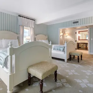 Clay Calhoun Suite at Omni Bedford Springs Resort &amp; Spa