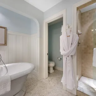 Polk Suite Bathroom at Omni Bedford Springs Resort &amp; Spa