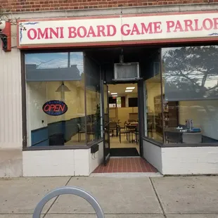 This is the Front entrance of Omni looking at it from Lakeshore Blvd