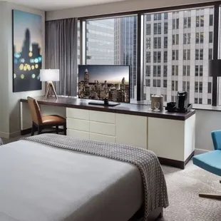 Scott Suite Queen Room at Omni Charlotte Hotel