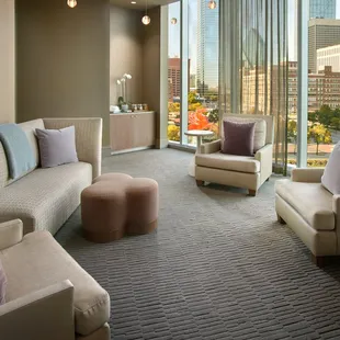 Mokara Spa Relaxation Room at Omni Dallas Hotel