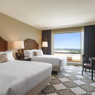 Guestroom Deluxe Double Queen Premier