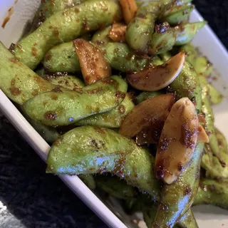 Spicy Garlic Edamame