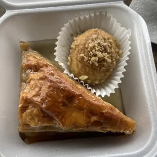 honey cookie and baklava