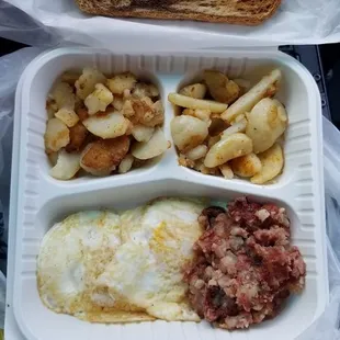Corned beef hash breakfast platter