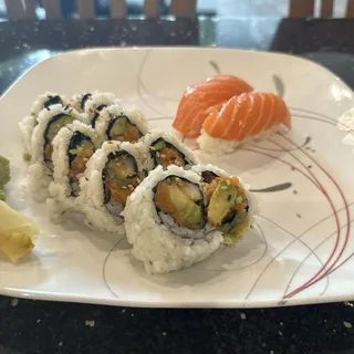 Spicy Salmon Roll