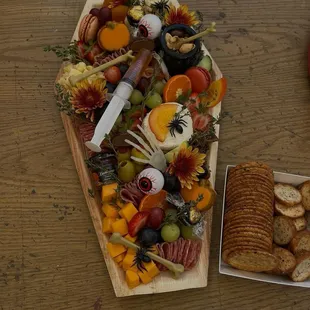 Halloween-themed charcuterie board.