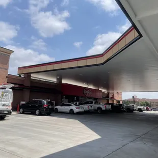 the outside of a gas station