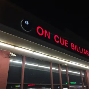 We went on a friday night and were surrounded by chill people all night