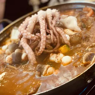 Spicy Beef Rib Casserole w/ Octopus