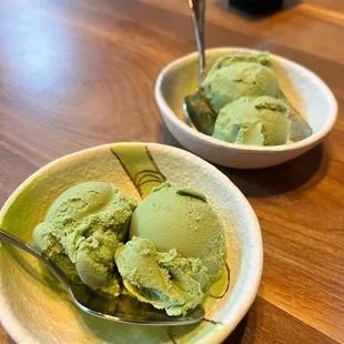 Green tea ice cream