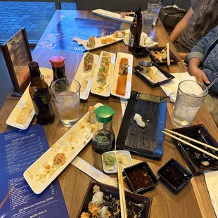 They literally counted up the 1 and 2 pieces from each plate and said that counted as a whole roll to charge us  cause we didn&apos;t like it.