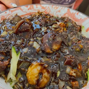 Seafood Black bean noodle