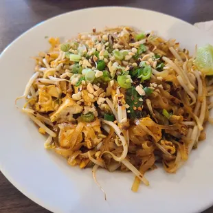 Pad thai. Hot. But no spice at all!