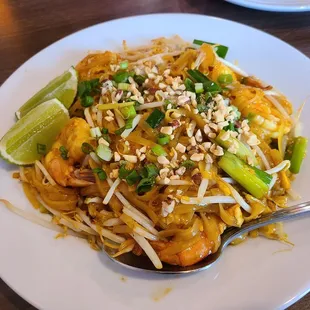 Pad thai w/skrimp