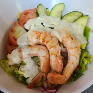 House salad with shrimp
