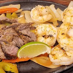 Beef and shrimp fajitas