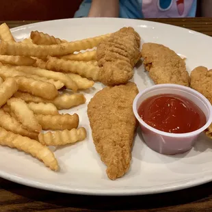 Kids Border Chicken Strips
