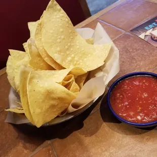 Chips n salsa