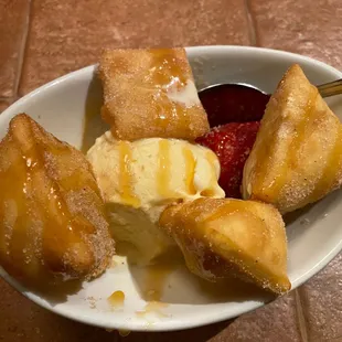 Sopapilla Sundae.  YUM!