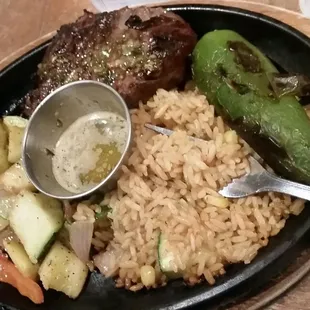 Carne asada. It came with tortillas.