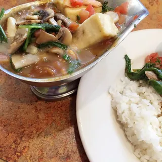 Tofu Mushroom & Spinach Curry