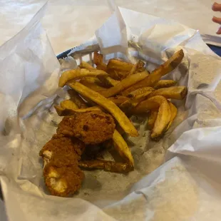 Kids tender basket (minus 2 tenders)