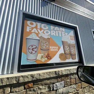 a sign for a fast food restaurant