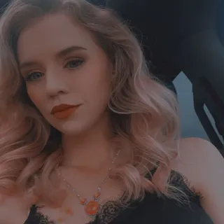 Kat H.