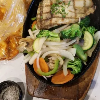 Grilled Plates with Vegetable Medley and 1 Side