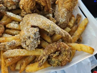 J's Fish & Chicken Independence