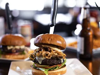 The City Grill & Bar