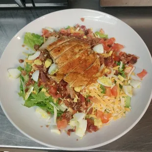 Grilled chicken salad