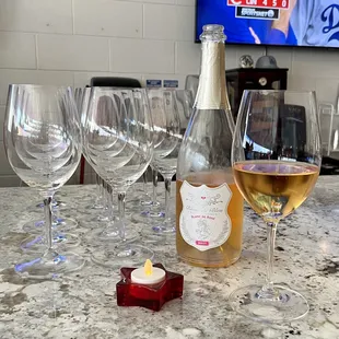 Sparkling Wine to start