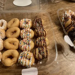 Classic variety (full size) &amp; heavenly variety (mini)