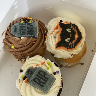 Halloween cupcakes