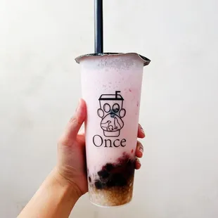 B5. Strawberry Blizzard with Sago and oatmilk, add boba