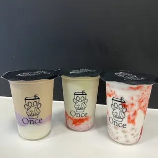 B2. Strawberry Matcha Latte (Regular)