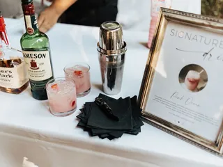 Bacchus Wine & Spirits