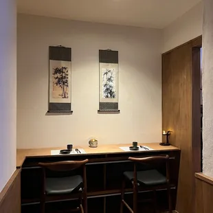 sushi and sashimi, interior