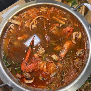 Jjambbong Jeongol