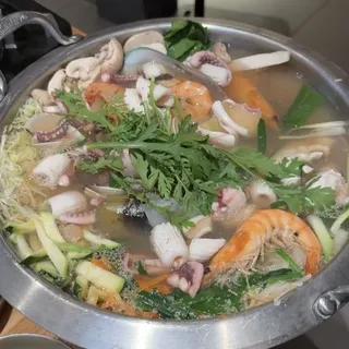 Seafood Jeongol