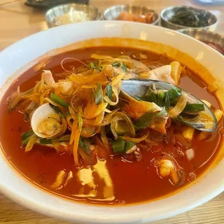 Jjambbong Kalguksu