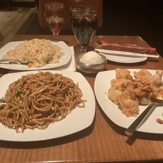 Garlic Lo Mein