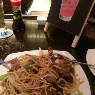 Beef Lo Mein