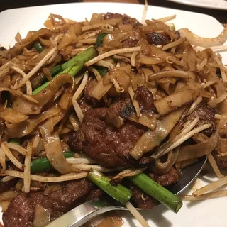 Dry Beef Chow Fun